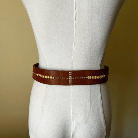 Vintage Brown Leather Belt Contrast Stitching Wood Bead Detail Boho Western 30 - Picture 5 of 9